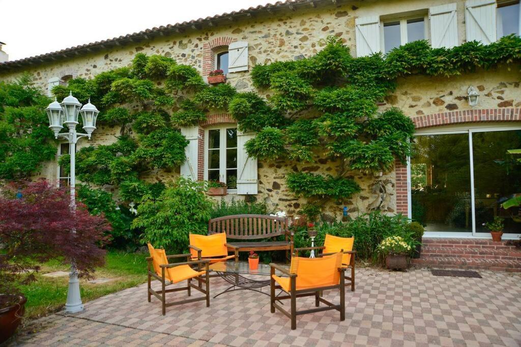 La Pommeraie-sur-Sèvre La Frapperie Bed & Breakfast エクステリア 写真