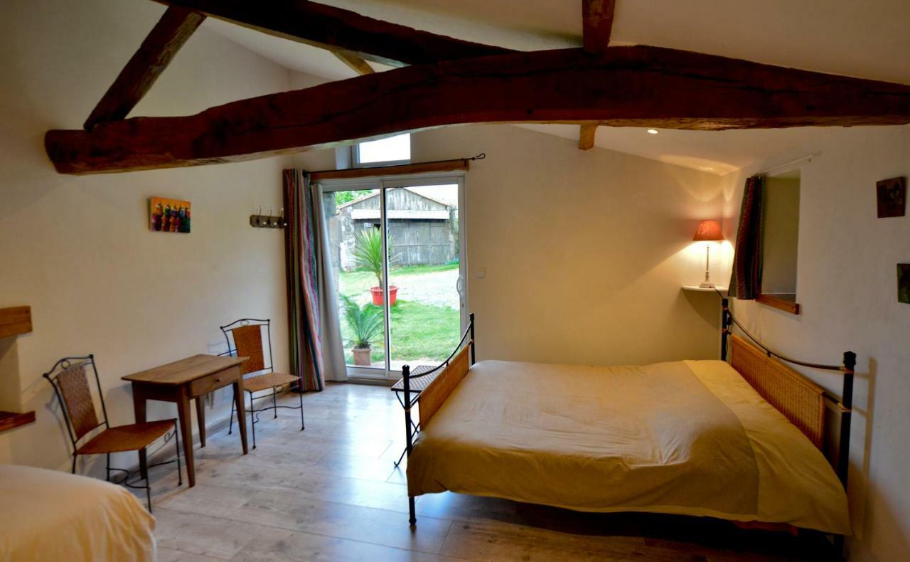 La Pommeraie-sur-Sèvre La Frapperie Bed & Breakfast エクステリア 写真